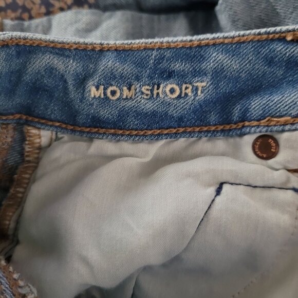 American Eagle Outfitters Womens Patchwork Denim Mom Jean Shorts Size 0 High Ris - Picture 8 of 13